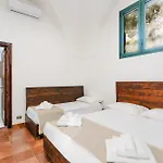S Venardia Villa Gallipoli